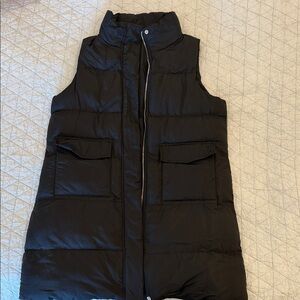 Mid-Length Black Puffer Vest for Women